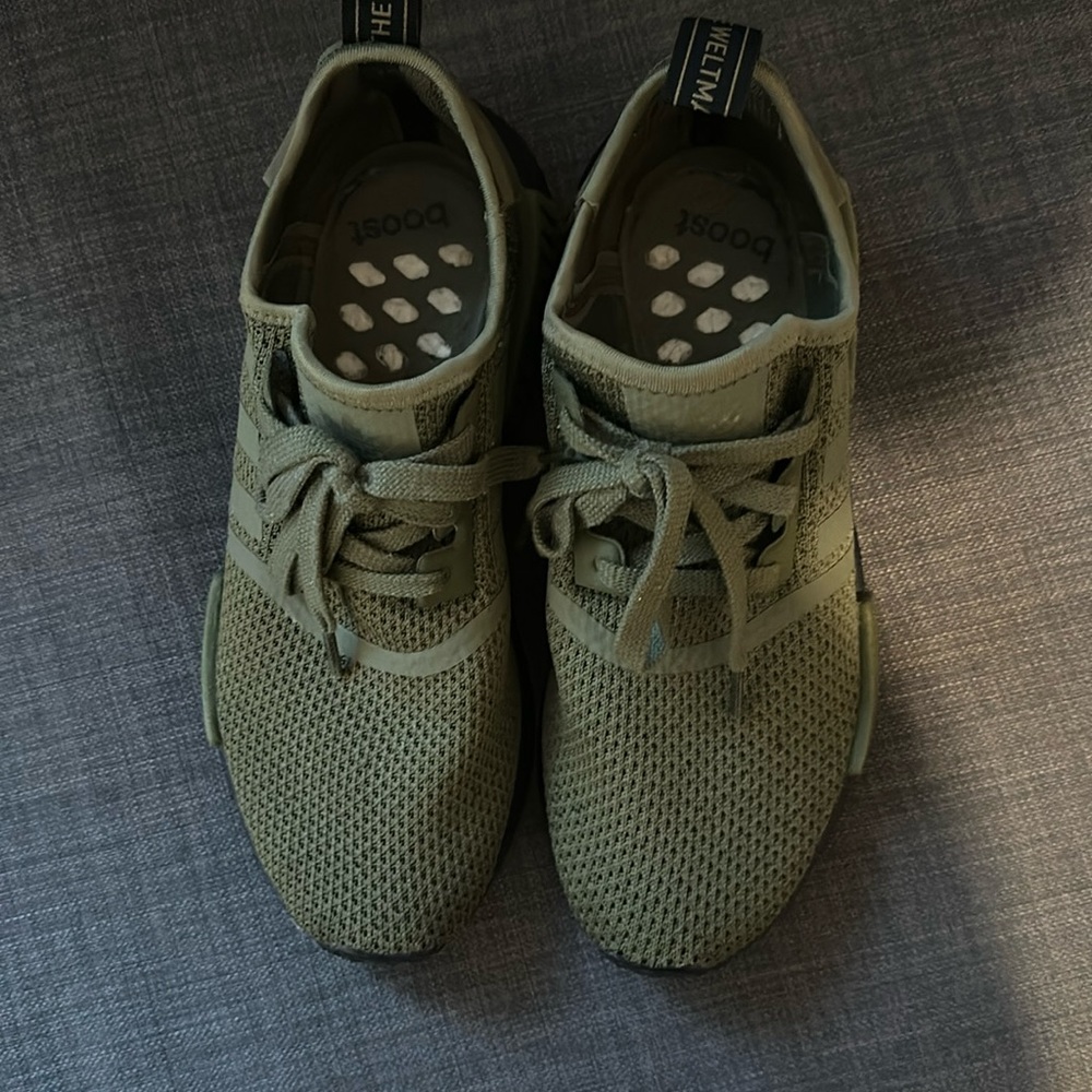 ADIDAS NMD R1